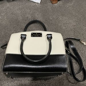 Kate Spade purse, off-white, and black. Only used a few times.